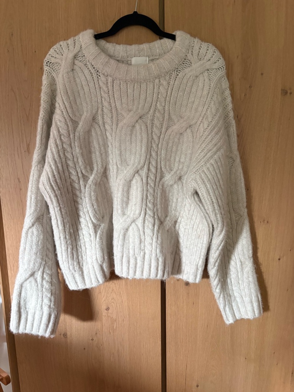 H&M Cream Cable Knit Women’s Sweater